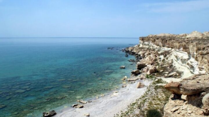Obniżający się poziom wody w Morzu Kaspijskim